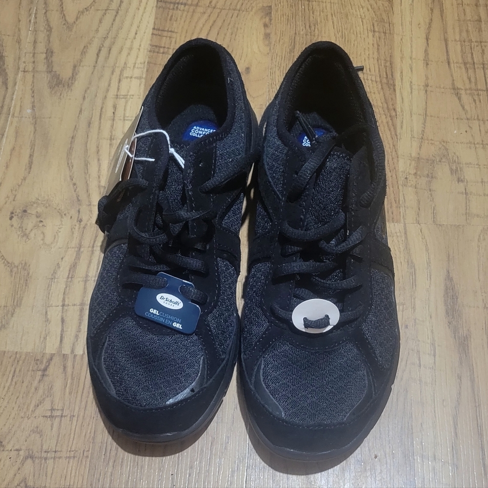 Nwt Gel Shoes